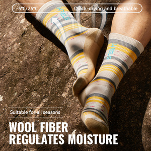 WRELS High Quality Merino Wool Socks Outdoor Thermal Unisex Hiking Socks Winter Trekking Sport Breathable Natural Wool Socks - Product Image 2