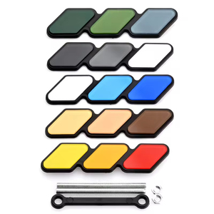 Calcomanía frontal todoterreno reflectante decorativa para coche, emblema de insignia de rejilla frontal tricolor - Product Image 6