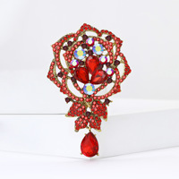 Broche vintage en forme de goutte d'eau avec fleur de rose, cristal et filigrane doré antique, ornée de strass, pour femme, cadeau de mariage, bijou de fête