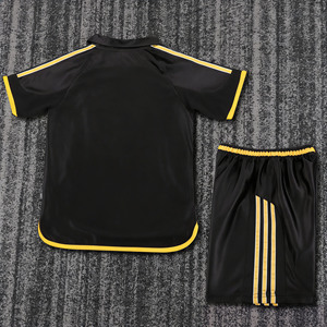 เสื้อฟุตบอลฤดูร้อนพิมพ์ลายแขนสั้นสไตล์เรโทร 1999/01 มาดริด ชุดเยือน ระบายอากาศได้ดี แห้งเร็ว สำหรับการแข่งขันสโมสรยุโรป - Product Image 2