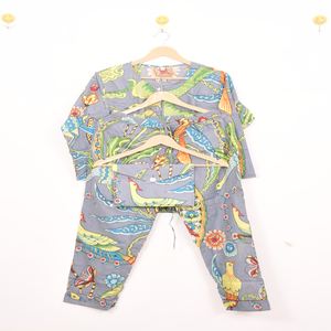 Conjunto de Pijama con Estampado Floral de Pájaros - Ropa de Dormir de Algodón Artesanal, Ropa de Dormir y de Estar por Casa de Verano Estilo Bohemio para Mujer, Regalo - Product Image 3