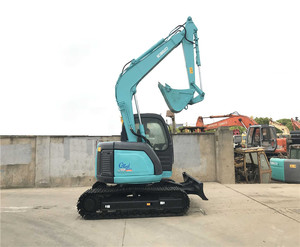 Excavatrice sur chenilles Kobelco SK70 d'occasion, modèle 2018, puissance 45 kW, capacité de la benne 0,3 m³, poids opérationnel 7 tonnes, moteur, pompe, boîte de vitesses - Product Image 3