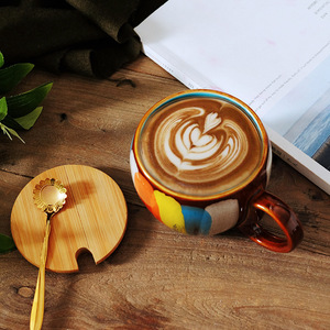 Tasse à lait en céramique créative colorée à la main de haute qualité de 350ml avec couvercle et cuillère - Product Image 5