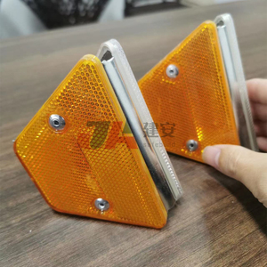 แผ่นสะท้อนแสง PVC เกรดเพชร มองเห็นได้ชัดเจน ติดตั้งบนเสา ทนทานต่อสภาพอากาศ คุ้มค่า ประหยัด ใช้สำหรับความปลอดภัย - Product Image 3
