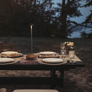 Lámpara de Mesa LED Inalámbrica Moderna, Regulable, Recargable, Luz de Noche Inalámbrica para Mesa de Comedor, Iluminación Ambiental - Product Image 5