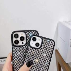 Fundas para Teléfono Móvil con Cristales Brillantes <span class=keywords><strong>y</strong></span> Diamantes 3D para <span class=keywords><strong>iPhone</strong></span> 14 13 12 11 Pro Max XS XR X 7 <span class=keywords><strong>8</strong></span> <span class=keywords><strong>Plus</strong></span> <span class=keywords><strong>SE</strong></span> <span class=keywords><strong>2020</strong></span> - Product Image 6