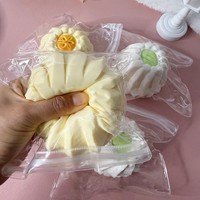 Jouet anti-stress en silicone de qualité alimentaire en forme de fleur, jouet souple fait main pour soulager le stress