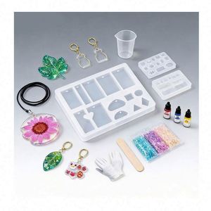 TOYSRUNNER Kit de Création de Bijoux Élégant en Résine avec Adhésif Transparent à Séchage Rapide, Moules en Silicone UV et Lumières UV pour Créations Artisanales de Noël - Product Image 3