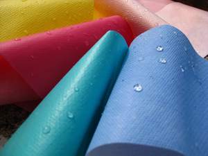 Stratifié de film PE coloré pour le contrôle de l'humidité dans les couches - Product Image 3