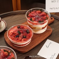 Bol à gâteau en PET entièrement transparent et recyclable, idéal pour les desserts glacés, les poudres, les fruits frais (fraise, mangue), les poudings au lait et les plateaux de fruits frais à emporter.