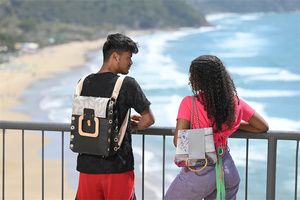 Borse di lusso dal Design italiano uniche moda fatte a mano stile Rock personalizzabile borsa zaino donna materiale sostenibile - Product Image 5