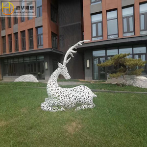 Escultura de Ciervo Ahuecada Jiahua, de Acero Inoxidable Pulido, Adorno de Jardín Independiente para Exteriores - Product Image 2