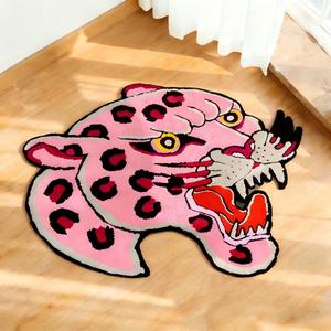 Alfombra de nailon con logotipo personalizado, troquelada y con diseño de streetwear, para dropshipping, diseño tufted personalizado, 1 unidad MOQ. - Product Image 4