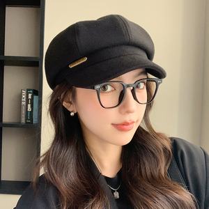 Sombrero octogonal con letras nuevas para otoño e invierno al por mayor, Boina de pintor versátil Retro de estilo japonés, sombrero grande de pico de pato - Product Image 4