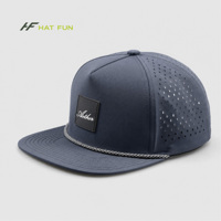 Casquette de baseball personnalisée pour homme, 5 panneaux, logo en silicone, perforations découpées au laser, imperméable, sport