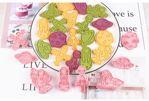 8-mảnh nghệ Tây Phi Hành Gia <span class=keywords><strong>Cookie</strong></span> <span class=keywords><strong>cutter</strong></span> Set nhựa <span class=keywords><strong>Cookie</strong></span> khuôn bao gồm tàu vũ trụ và người ngoài hành tinh cho sáng tạo <span class=keywords><strong>Cookie</strong></span> thiết kế - Product Image 6