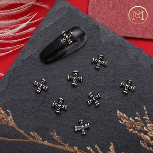 เครื่องรางตัดเล็บ: การตกแต่งด้วยโลหะเงินโบราณสำหรับการกดบนเล็บ - Product Image 2