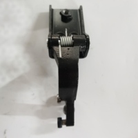 NOUVEAU C00033188 Original SAIC MAXUS V80 Charnière centrale de porte coulissante Rh Pièces détachées pour véhicules Accessoires de voiture à faible quantité minimale de commande