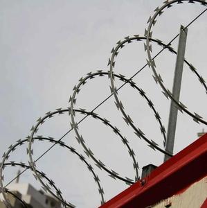 Steel Razor Barbed Wire / Concertina Blade Fencing Security Wire Roll At Price For Protection Of Ukraine - Product Image 3