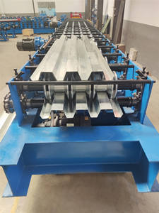 Máquina formadora de rollos para techos y cubiertas de suelo de chapa de acero corrugado galvanizado Fácil de operar 1-2mm de espesor 380V - Product Image 2