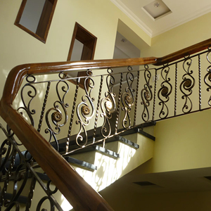 ประตูเหล็กยูโรพรีเมียมพร้อมรับประกัน 3 ปี สำหรับอพาร์ทเมนท์ โรงแรม วิลล่า และบันไดเหล็กดัด - Product Image 1