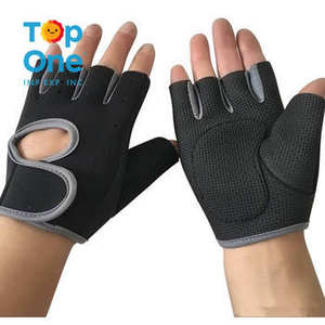 Gants d'entraînement demi-doigt de haute qualité pour hommes et femmes Top One Fitness Sport et haltérophilie Gants de gymnastique Cross Training - Product Image 3