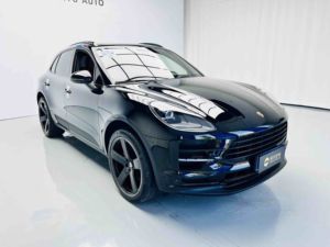<span class=keywords><strong>Porsche</strong></span> <span class=keywords><strong>Macan</strong></span> 2020 2.0T con Techo Panorámico, Sistema de Audio BOSE, Asientos de Cuero con Memoria Eléctrica, Auto de Lujo de Segunda Mano - Product Image 3