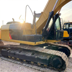รถขุด CAT318D ขนาด 18 ตัน พร้อมบุ้งกี๋ขุดขนาด 0.9 ลูกบาศก์เมตร รถขุดตีนตะขาบ CAT318D มือสอง - Product Image 1