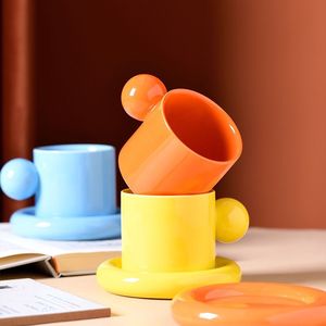 Vendita a caldo in alta qualità manico a sfera tazza per biscotti in ceramica tazza e piattino Set - Product Image 2