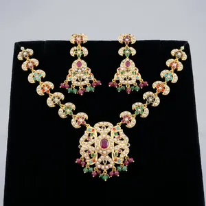ชุดสร้อยคอไข่มุกคุณภาพสูงแบบอินเดีย Kundan ยี่ห้อ Bhargavi ขายส่ง สไตล์ Jadau สำหรับเจ้าสาวงานแต่งงาน เครื่องประดับเลียนแบบแบบดั้งเดิม - Product Image 1