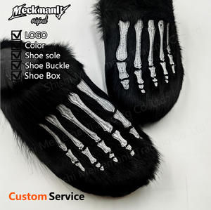 Zuecos de Plataforma de Felpa Bordados Personalizados de Moda 2024 para Hombre, Zuecos de Felpa Casuales para Hombre - Product Image 3