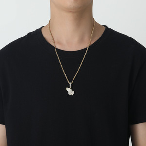Pendentif Mains en Prière avec Œil Turc, Collier Hip Hop pour Homme Sertie de Zircons Cubiques, Chaîne Porte-Bonheur Main de Fatma - Product Image 2