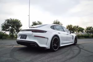 ポルシェ パナメーラ S GTS 971 ボディキット アップグレード <span class=keywords><strong>TA</strong></span>スタイル 971 ボディセット バンパー フロント＆リアスポイラー サイドスカート ディフューザー 17-21 - Product Image 5