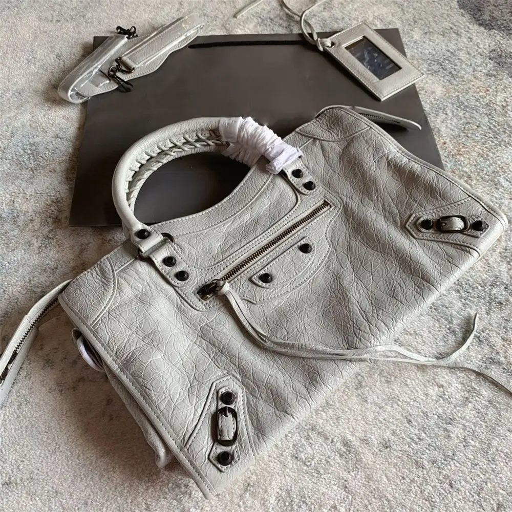 حقيبة يد نسائية تصميم بريطاني ممتاز جودة 5A مصنوعة يدويًا من جلد نبات إبسوم ألوان اختيارية حقيبة يد تُحمل على الكتف بتصميم مخصص