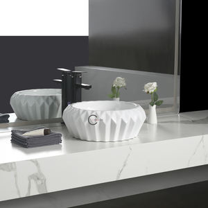 Lavabo de Sobremesa Pequeño y Elegante para Baño de Hotel, Diseño Compacto para Ahorrar Espacio - Product Image 4