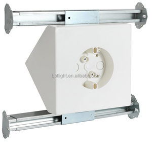 <span class=keywords><strong>Caja</strong></span> <span class=keywords><strong>de</strong></span> Plástico Blanca para Ventilador <span class=keywords><strong>de</strong></span> Techo con Luz, 14.5 Pulgadas Cúbicas, Ajustable, Fácil Instalación, Certificación ETL, Uso Interior IP - Product Image 1