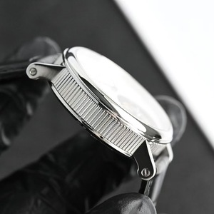 Reloj de Lujo para Hombre OEM Elite Automático con Tourbillon, Cristal de Zafiro, Manecillas Azules, Caja Plateada, Esfera de Esmalte Blanco y Correa de Cuero Negra - Product Image 5