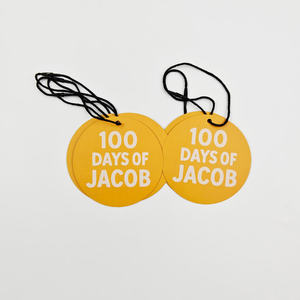 Etiquetas Colgantes de Papel Ecológicas Personalizadas con Acabado en Relieve, Logotipo Impreso en Serigrafía, Etiquetas para Prendas, Joyería, Bolsos y Zapatos - Product Image 2