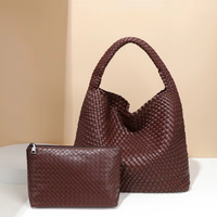 Sac à main en cuir tissé de luxe personnalisable pour femme, sac à bandoulière tissé tendance avec sac fourre-tout chic en PU
