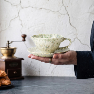Juego de Taza y Platillo de Cerámica para Café, Taza de Té con Borde Floral Retro, Esmalte Colorido para el Té de la Tarde, para el Hogar - Product Image 3