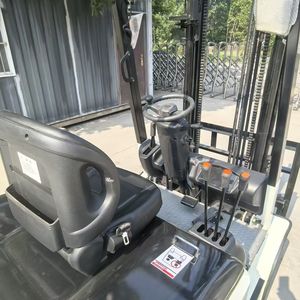 קומפקטי איזון מלגזה חשמלי קומפקטי | 2t קיבולת | 2t | 3 מטר מעלית | 2.3m רדיוס מפנה | - Product Image 3