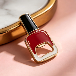 Porte-clés <span class=keywords><strong>décapsuleur</strong></span> en alliage de zinc émaillé dur, forme bouteille de vernis à ongles, personnalisé en usine - Product Image 3