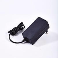 Adaptateur secteur 12V5A 60W AC-DC avec prise EU pour caméras CCTV |   Certifié CE//FCC |   PC |   Systèmes d'alimentation électrique stable pour la sécurité