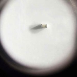 Manufacturer Direct RR010603 0201L0000FT 0201 0603 Resistors Chip Resistors SMD Resistors 0ohm 1% 1/20W Thick Film Resistor - Product Image 1