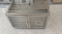 Hoge-efficiëntie zonne-aangedreven droger met zonnebatterij, ideaal voor koffiebonen, cacaobonen en graandrogerijen.