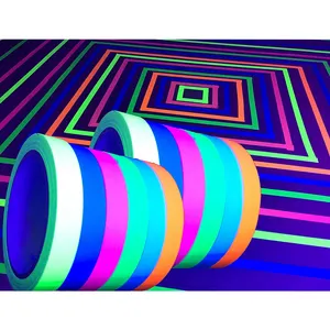 Nastro reattivo in luce nera UV di alta qualità 6 colori 33ft per rotolo nastro in tessuto fluorescente bagliore nel nastro scuro sotto luce nera UV