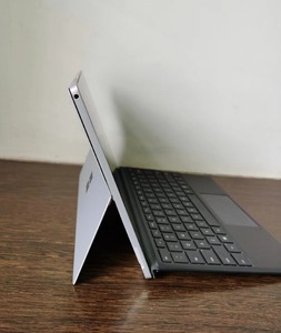 Ordinateur portable d'occasion de haute qualité, petit format, pour bureau et études, processeur Core i5, 8 Go de RAM, 256 Go de SSD, pour Surface 4 Pro - Product Image 4