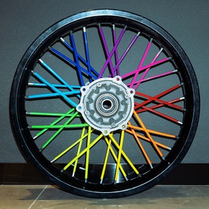 Fundas protectoras de colores de 24 cm para ruedas de motocicleta y bicicleta todoterreno - Product Image 2