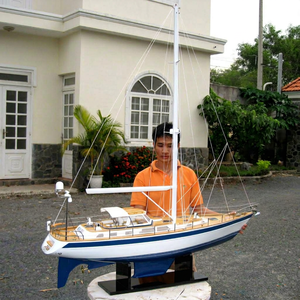 HALLBERG RASSY 62, Yate de Vela Inflable, Elegante Juguete de Regalo, Accesorio, Modelo YT0034P, Hecho en Vietnam - Product Image 1