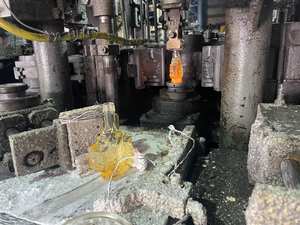 Bouteilles en verre en forme de feuille d'<span class=keywords><strong>érable</strong></span> pour sirop d'<span class=keywords><strong>érable</strong></span> et vin glacé, 70ml, 100ml, 250ml - Product Image 4